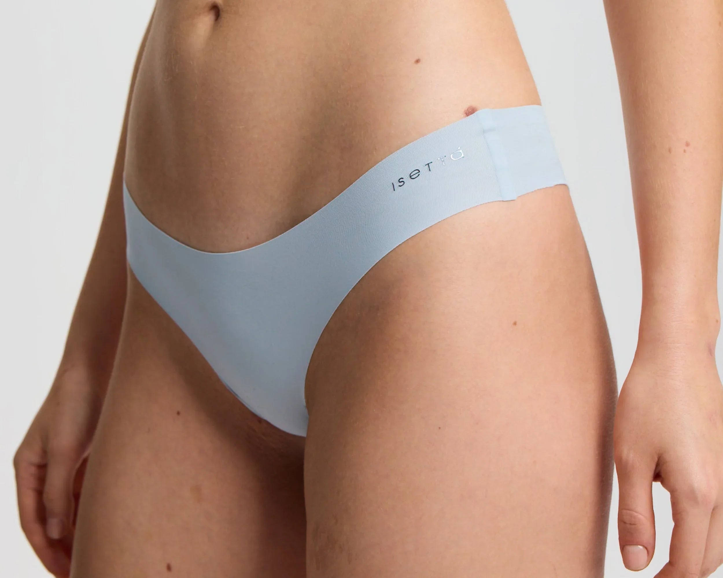 ISETTA BONDED COMFORT BRASILIAN LIGHT BLUE CLOSE UP