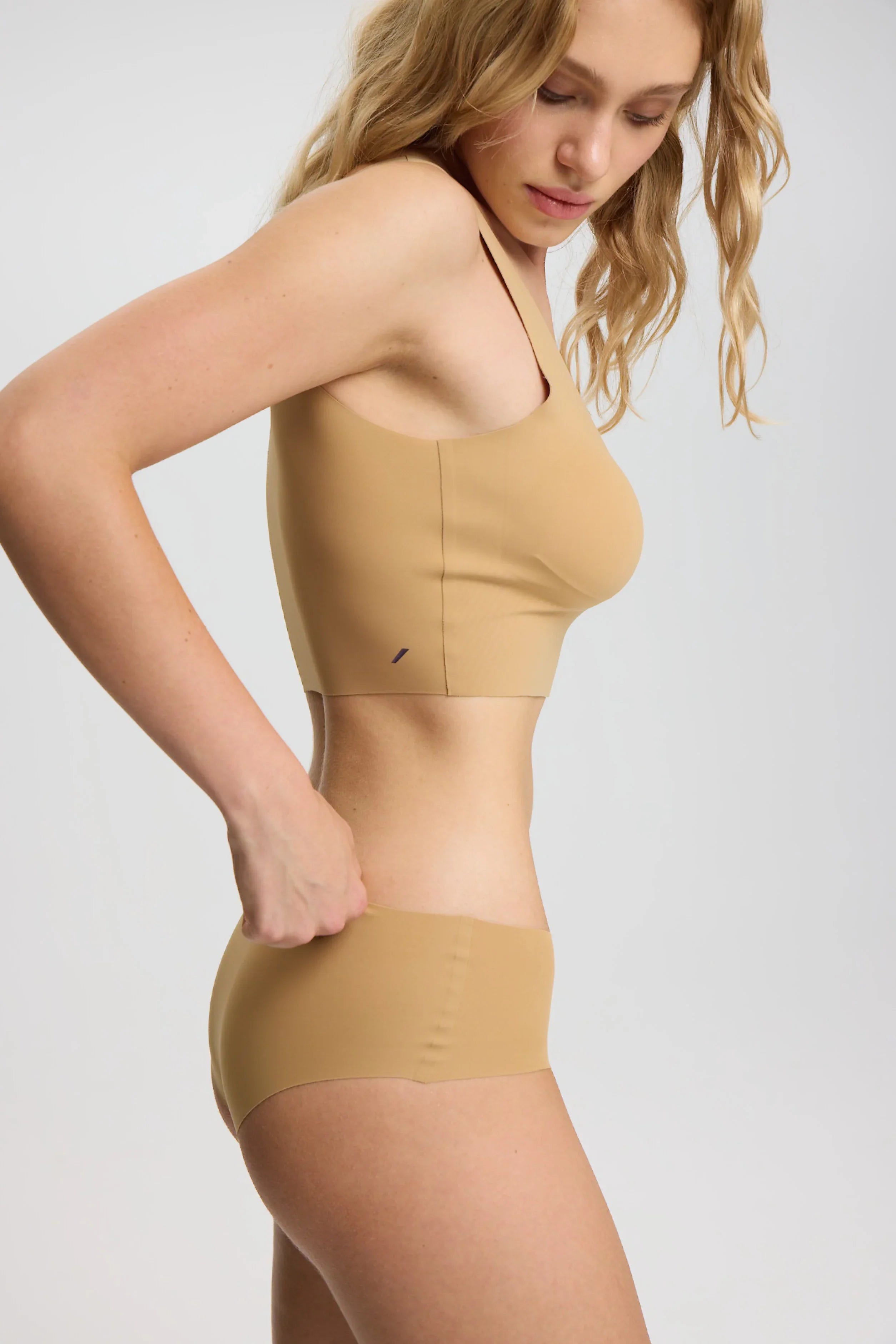 ISETTA BONDED PERFORMANCE BRA TAN SİDE