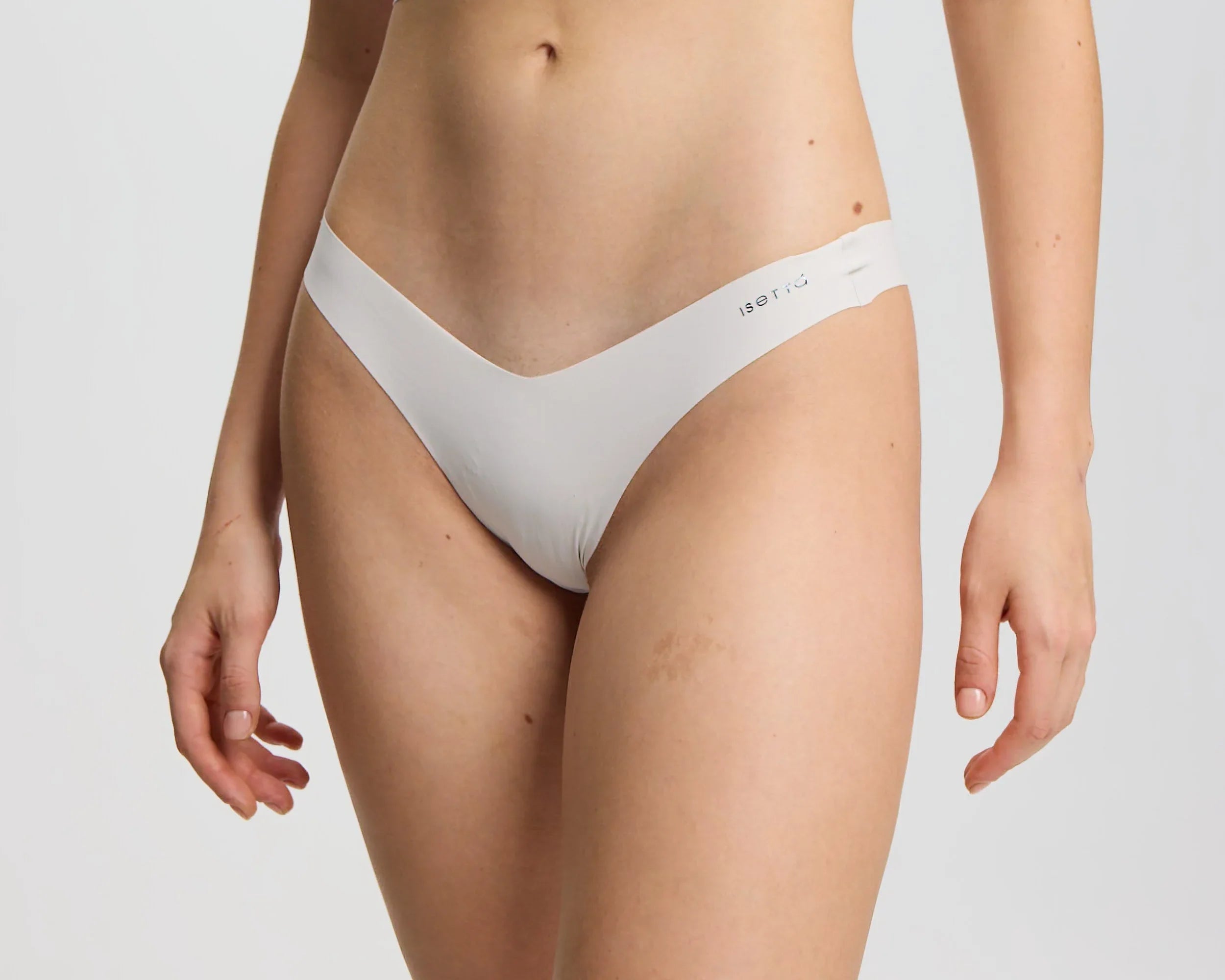 ISETTA BONDED COMFORT V-THONG WHITE STONE