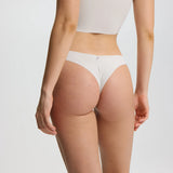 ISETTA BONDED COMFORT V-THONG WHITE STONE BACK CLOSE UP