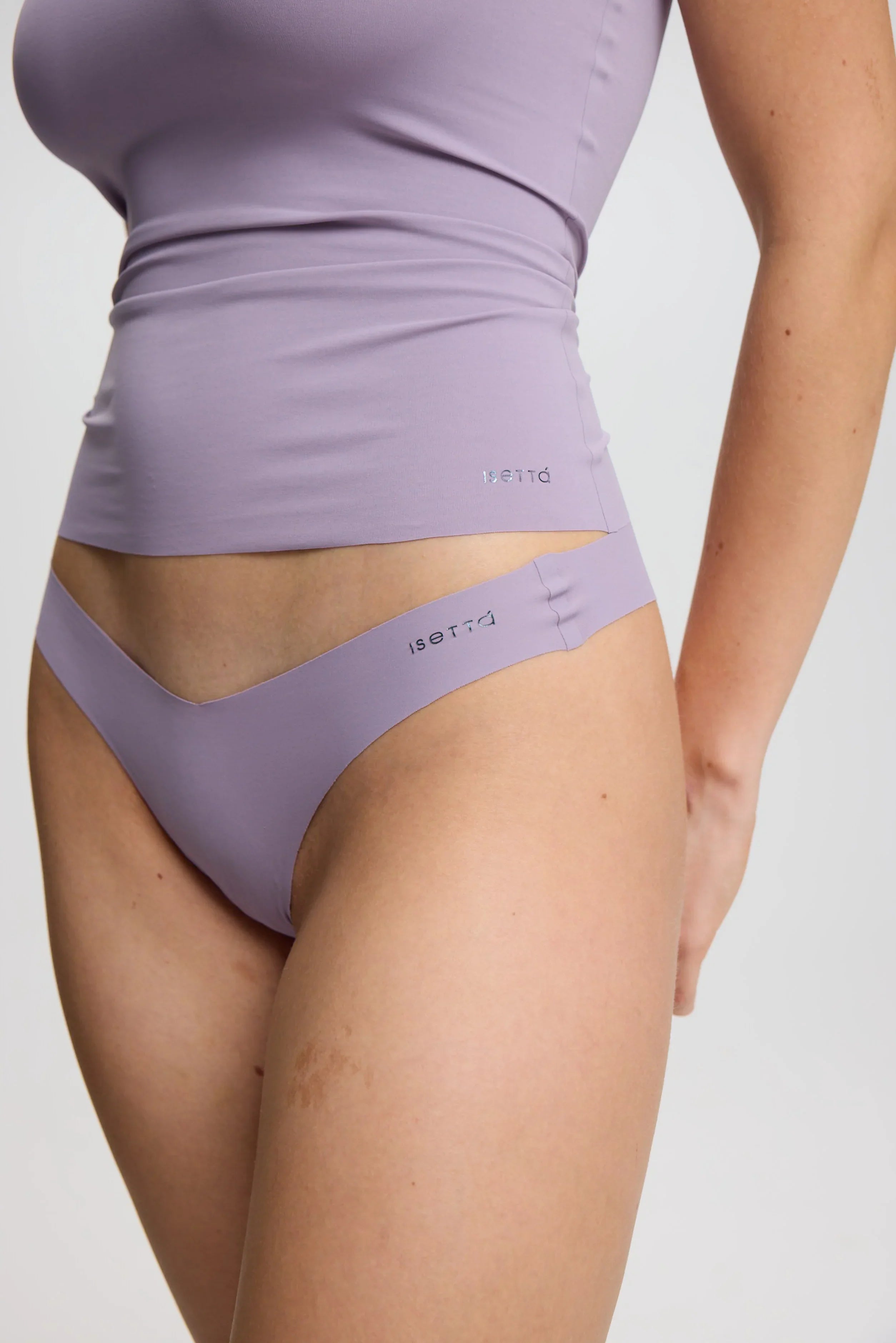 ISETTA BONDED COMFORT RIB TANK PURPLE CLOSE UP