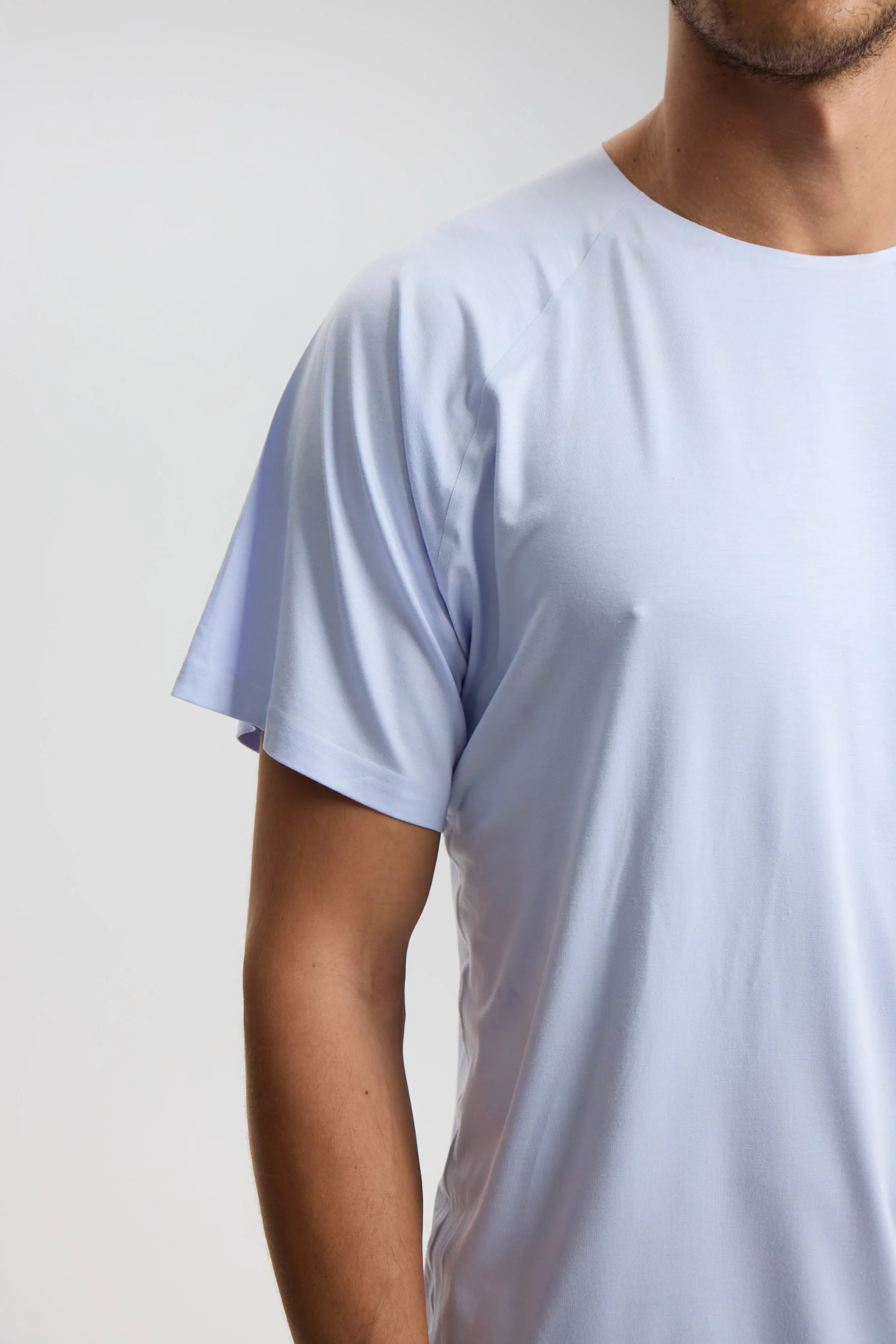 ISETTA BONDED MAN T-SHIRT AEGEAN BLUE CLOSE UP