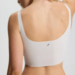 ISETTA BONDED DAILY BRA WHITE STONE BACK CLOSE UP