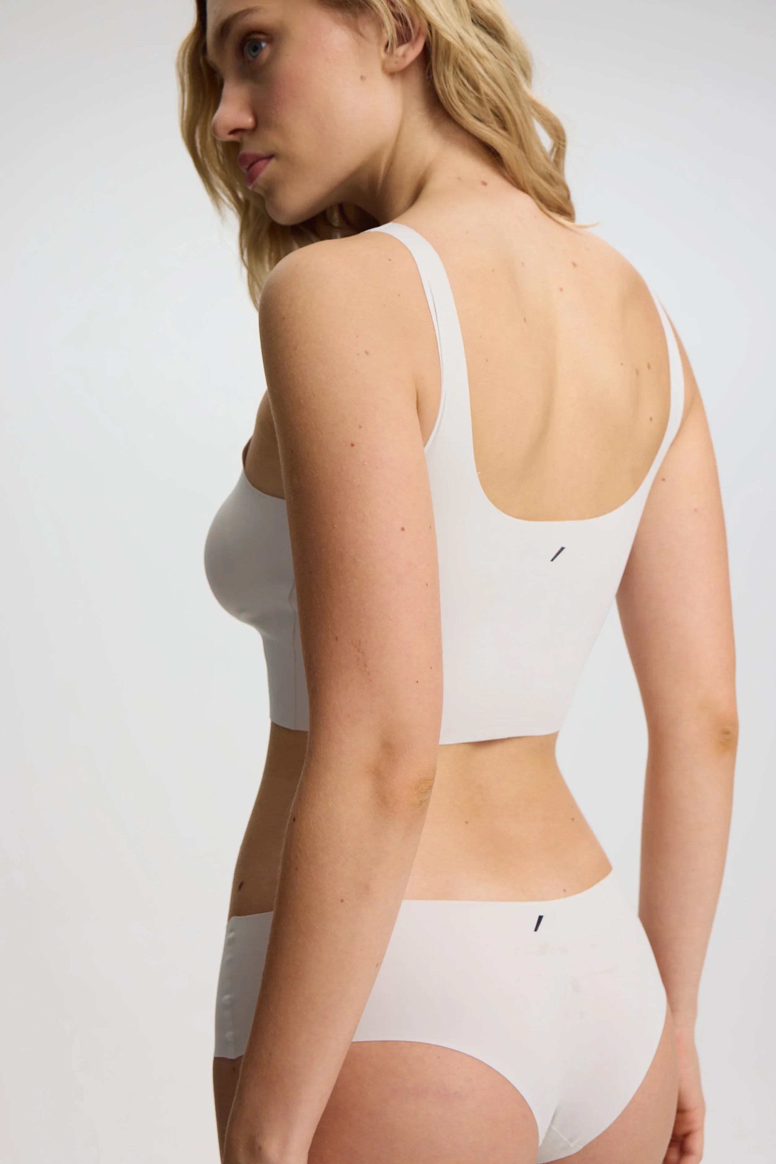 ISETTA BONDED DAILY BRA WHITE STONE SİDE BACK