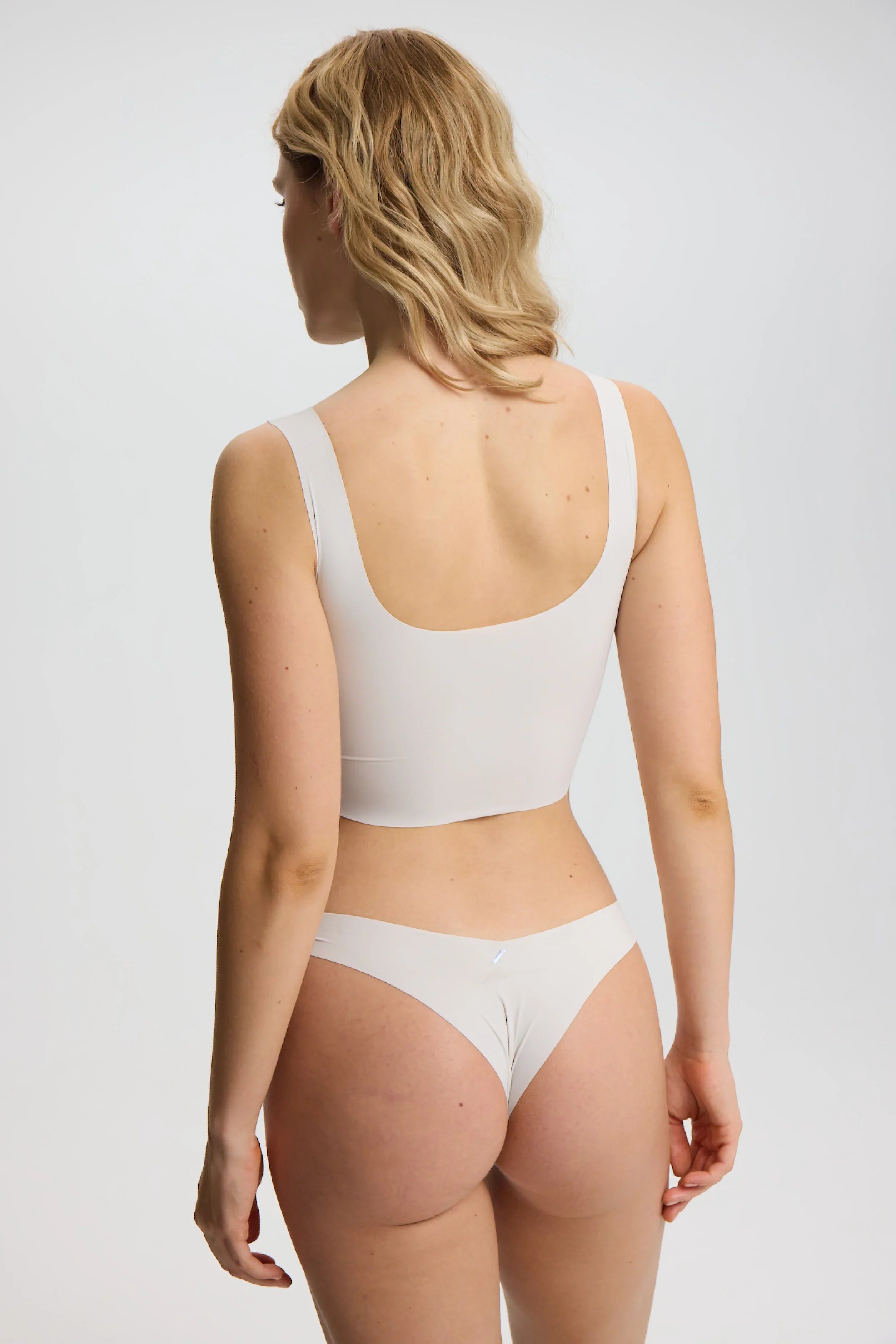 ISETTA BONDED PERFORMANCE BRA WHITE STONE BACK