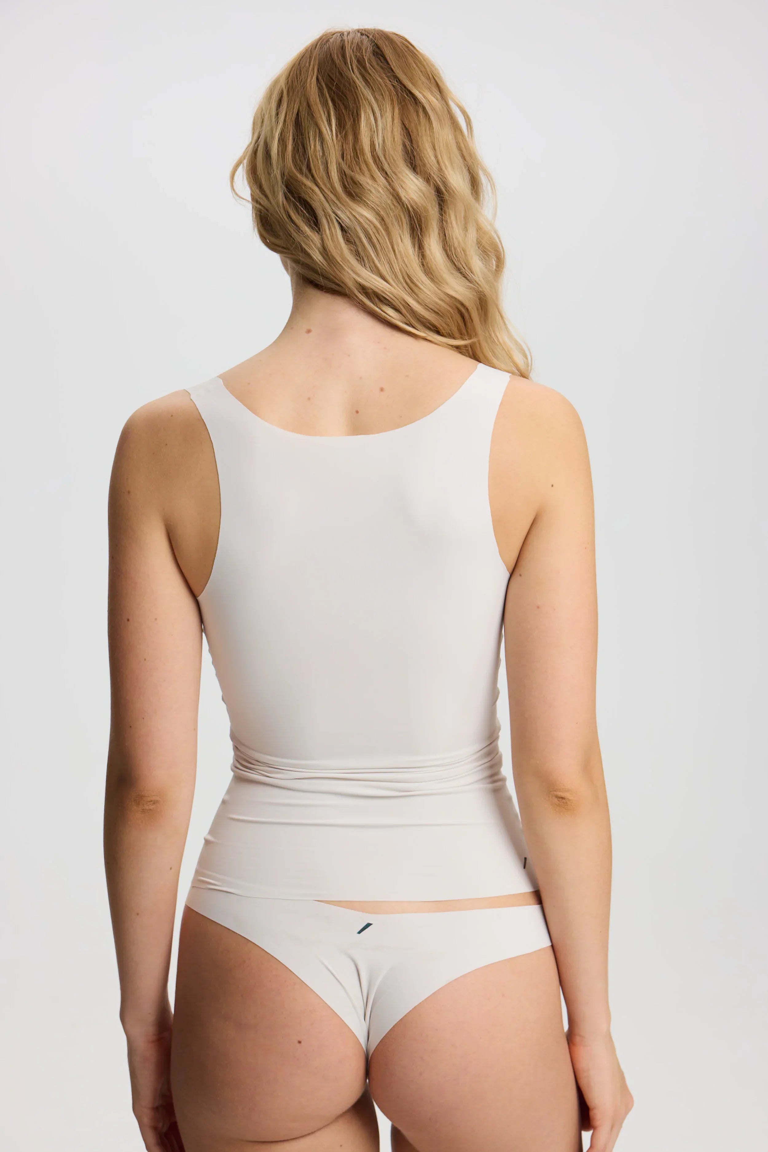 ISETTA BONDED COMFORT RIB TANK WHITE STONE BACK