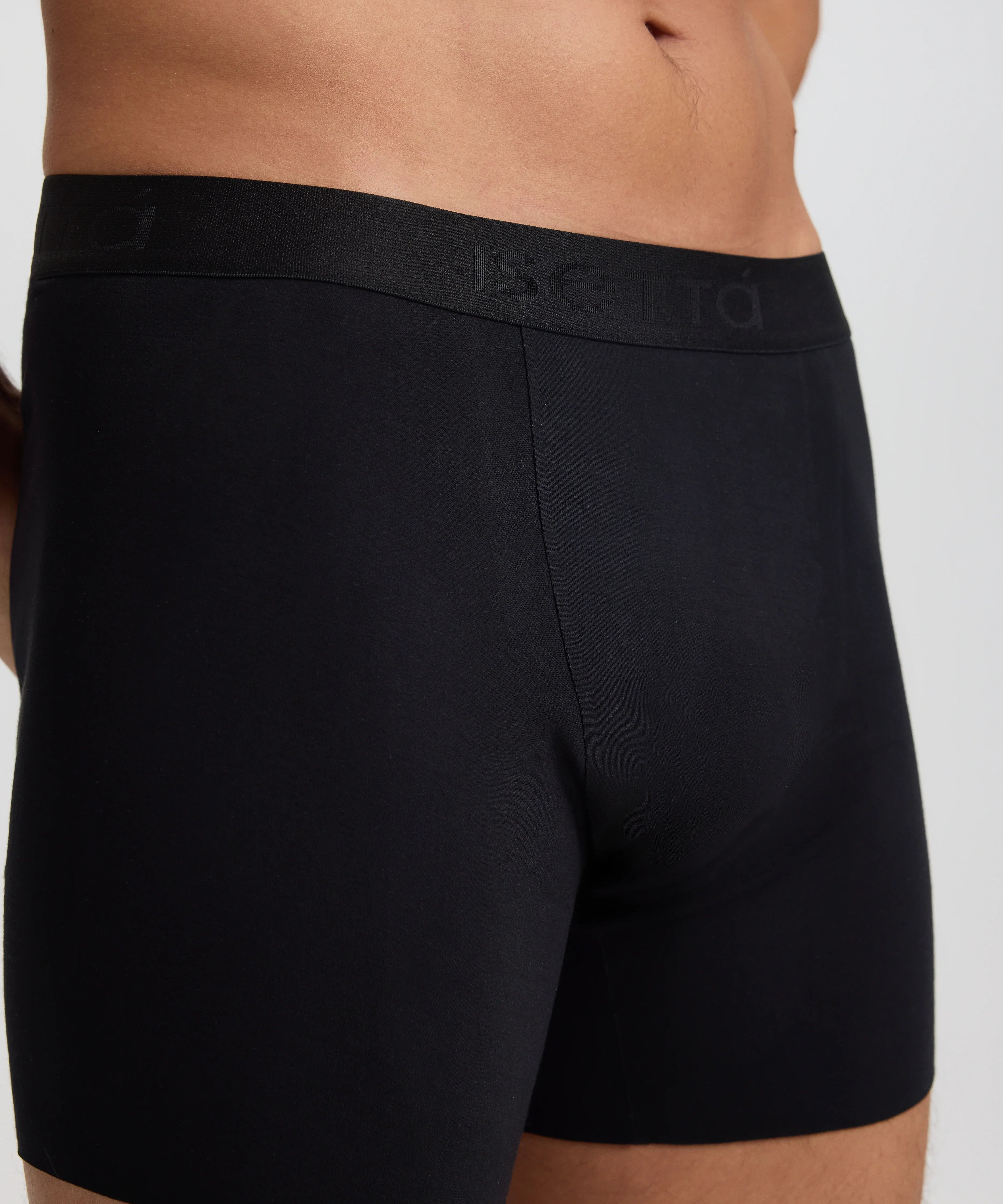 ISETTA MICROMODAL BONDED DAILY MAN BOXER BLACK CLOSE UP
