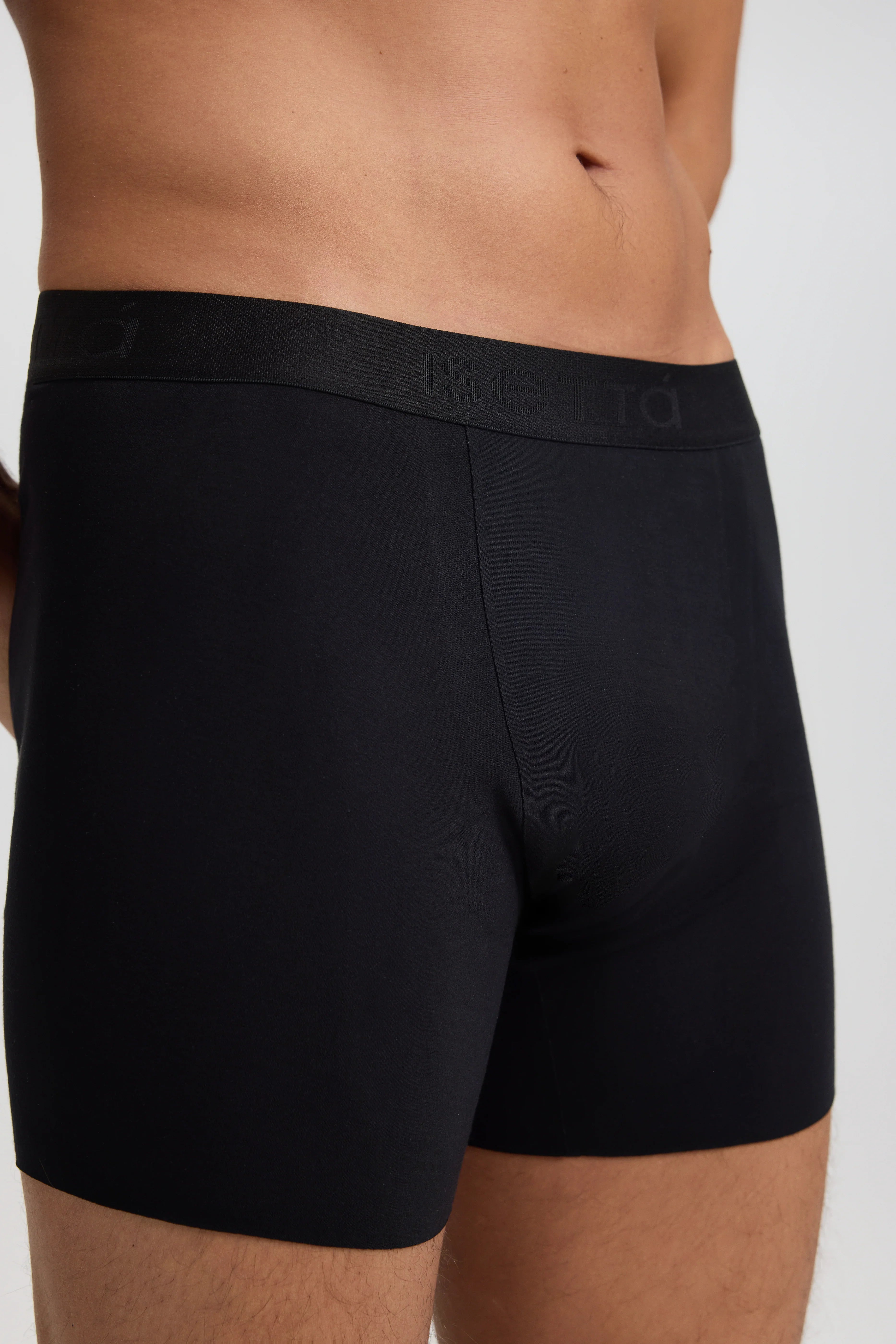 ISETTA MICROMODAL BONDED DAILY MAN BOXER BLACK CLOSE UP